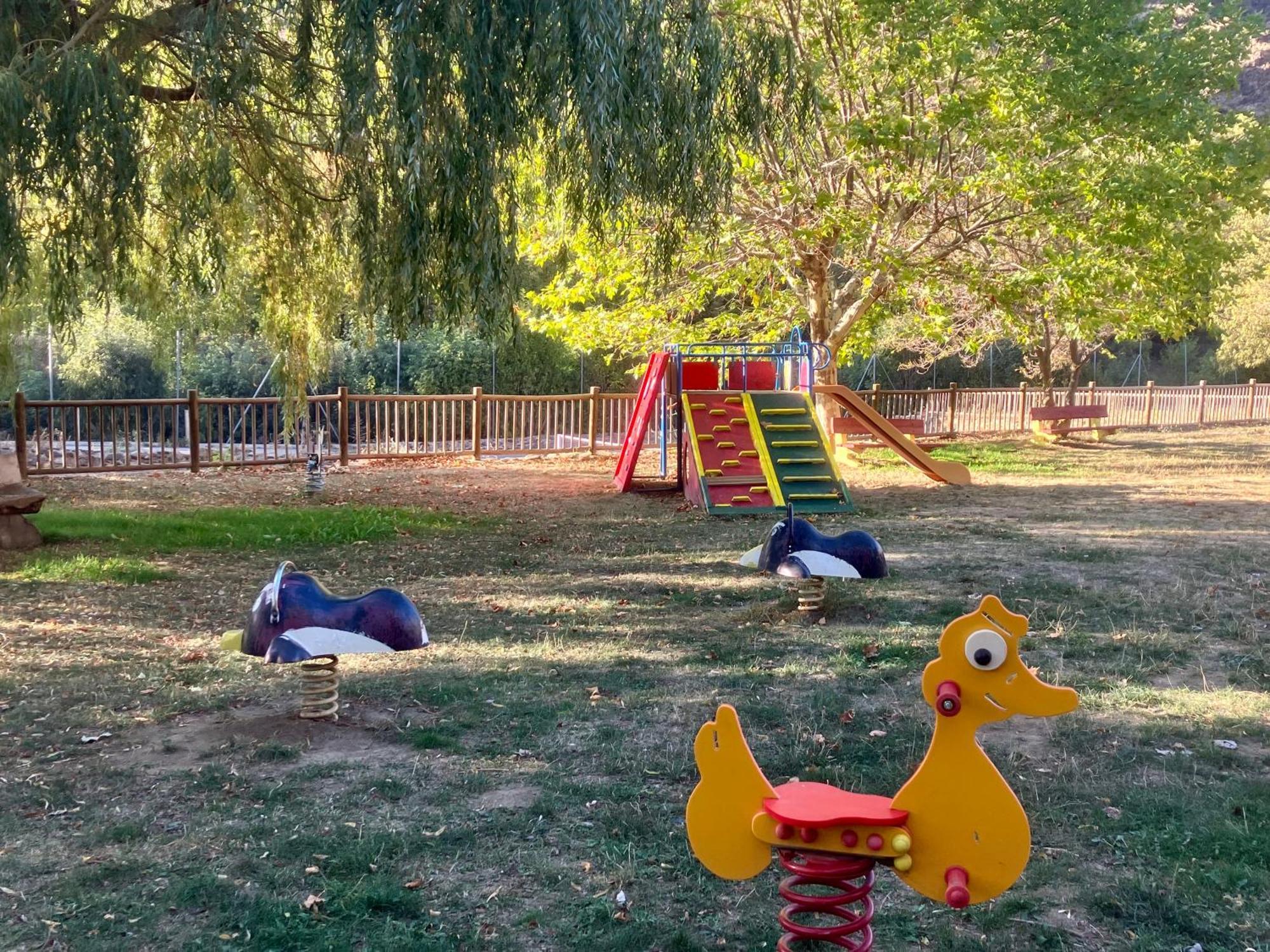Camping L'Enclave Mobil-Home Estavar エクステリア 写真