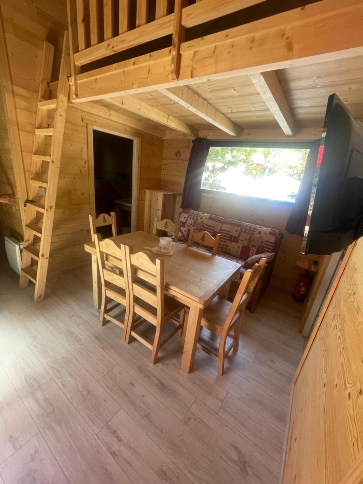 Camping L'Enclave Mobil-Home Estavar エクステリア 写真