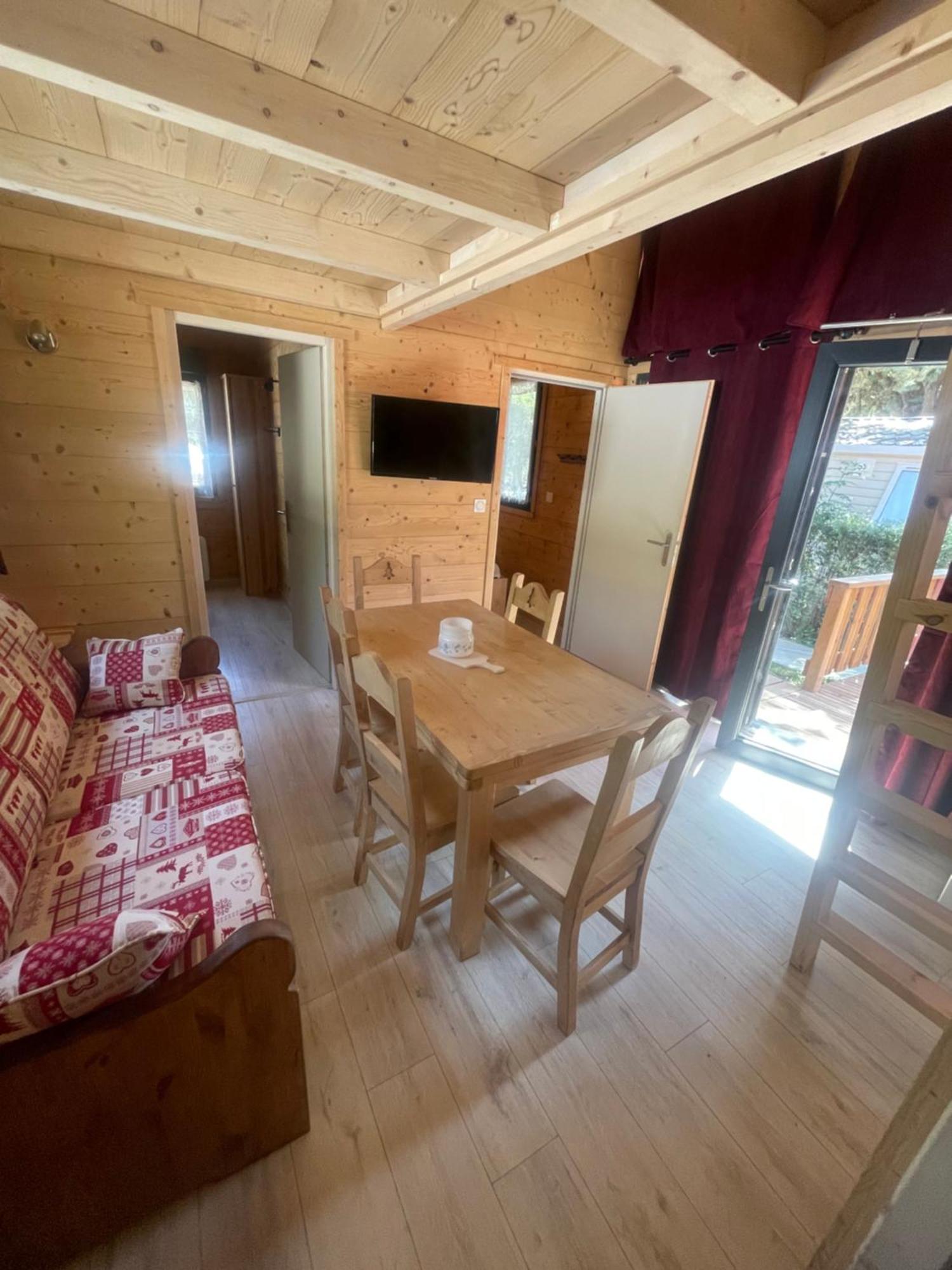 Camping L'Enclave Mobil-Home Estavar エクステリア 写真