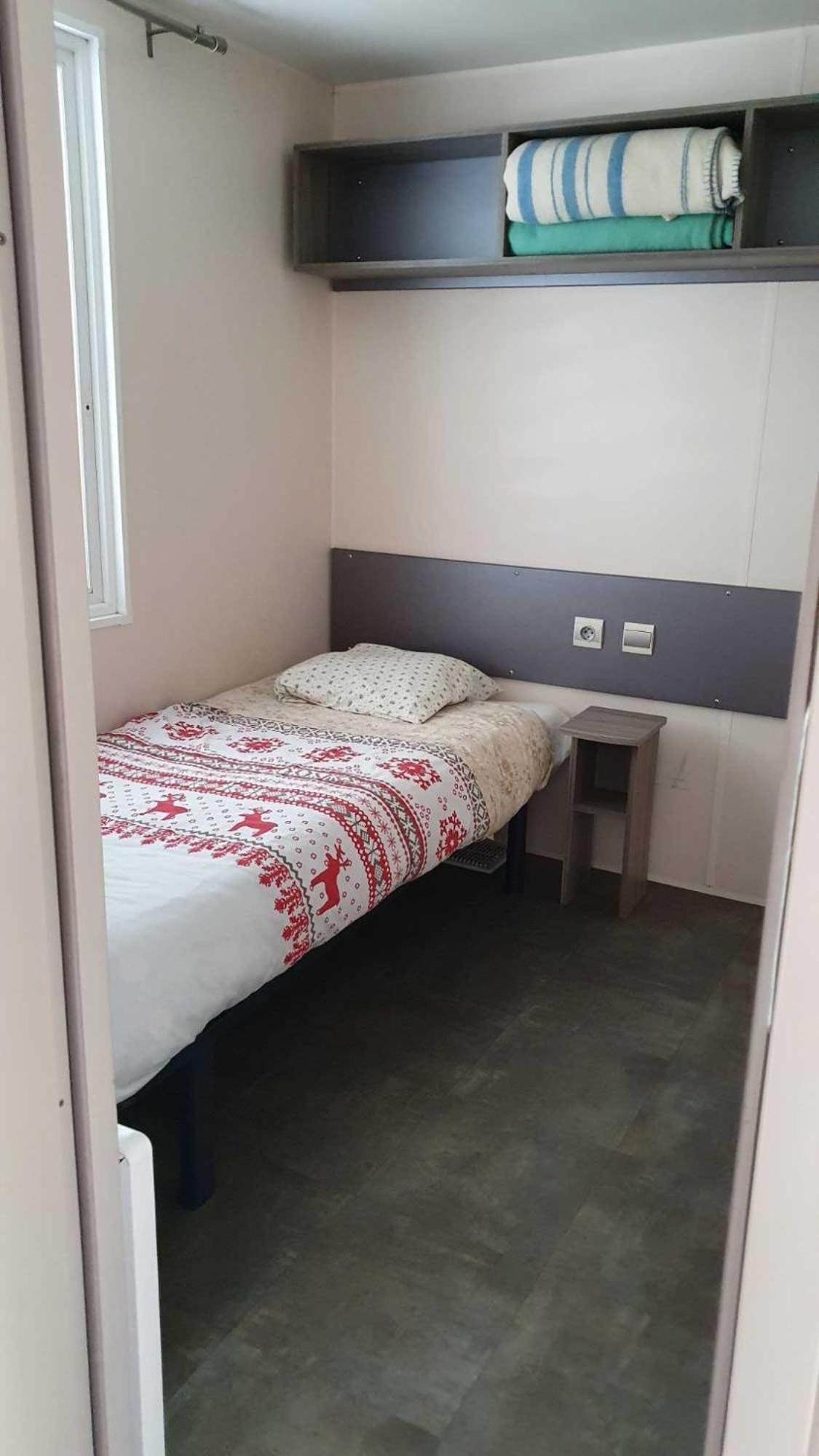Camping L'Enclave Mobil-Home Estavar エクステリア 写真