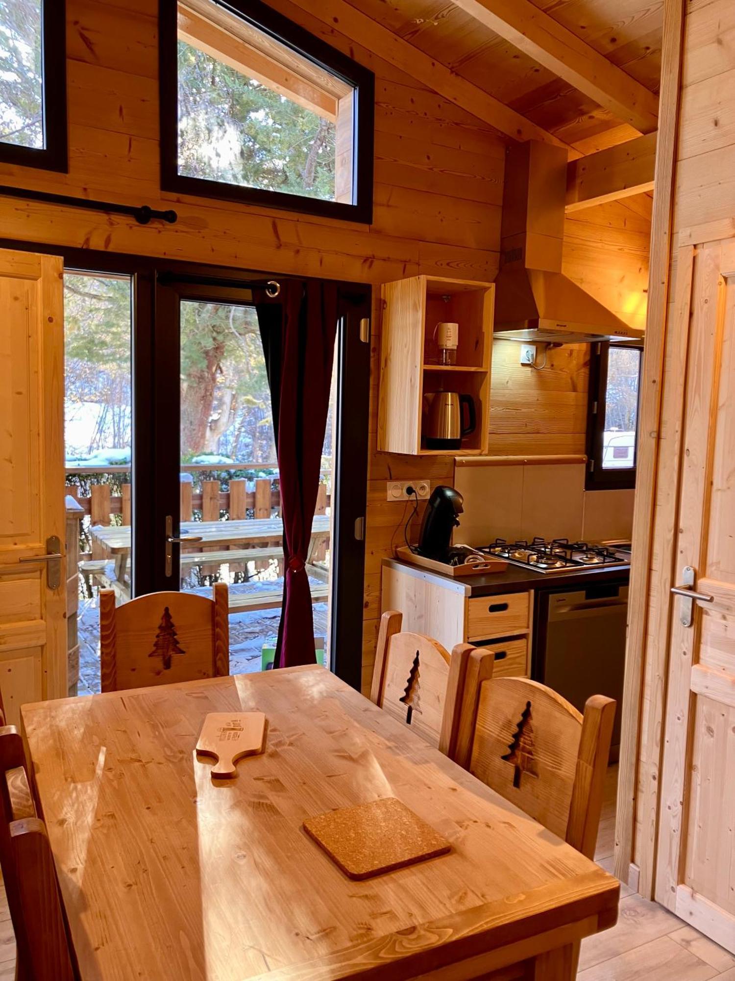 Camping L'Enclave Mobil-Home Estavar エクステリア 写真