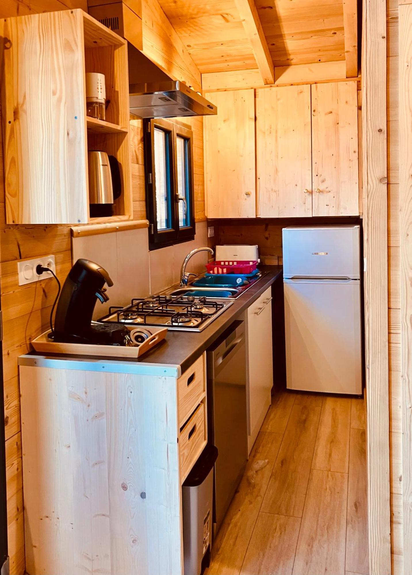 Camping L'Enclave Mobil-Home Estavar エクステリア 写真