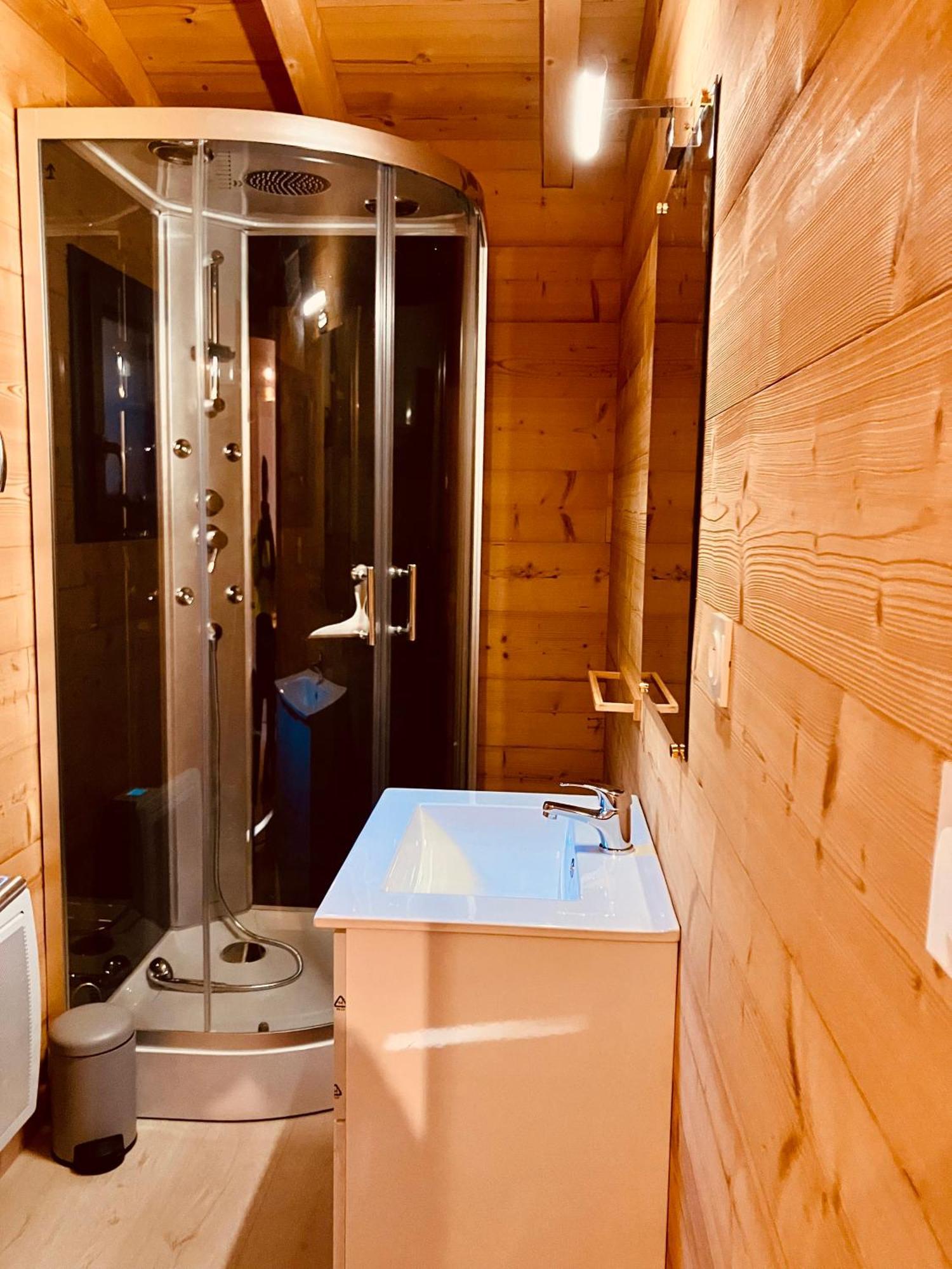 Camping L'Enclave Mobil-Home Estavar エクステリア 写真