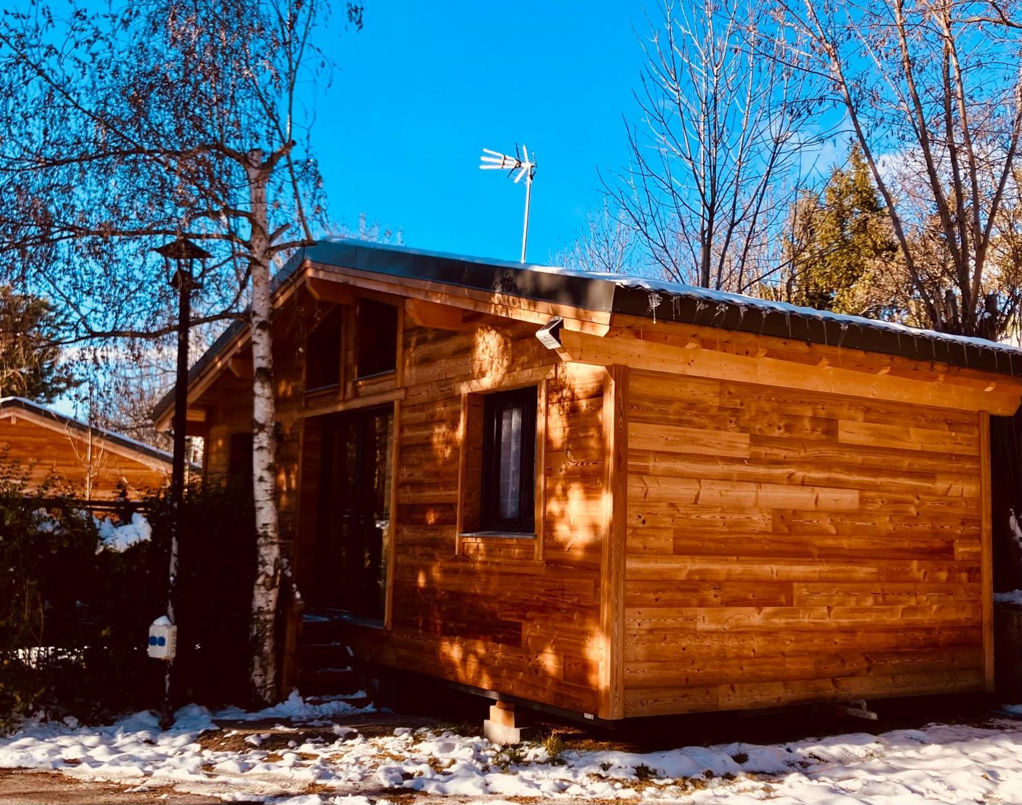 Camping L'Enclave Mobil-Home Estavar エクステリア 写真